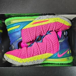 Nike LeBron 18 Los Angeles By Night 11.5M OG Box VNDS Excellent
